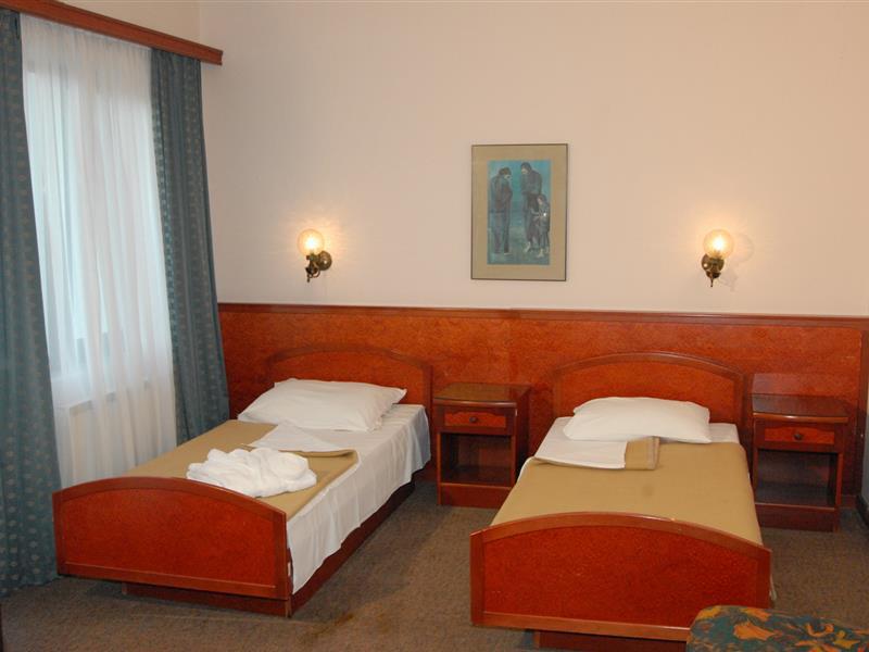 Hotel Vodno Skopje Luaran gambar