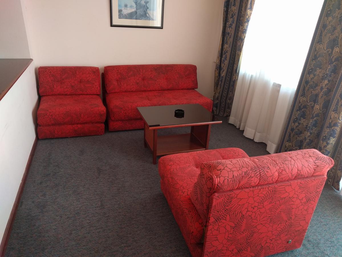 Hotel Vodno Skopje Luaran gambar