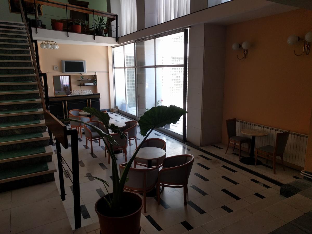 Hotel Vodno Skopje Luaran gambar
