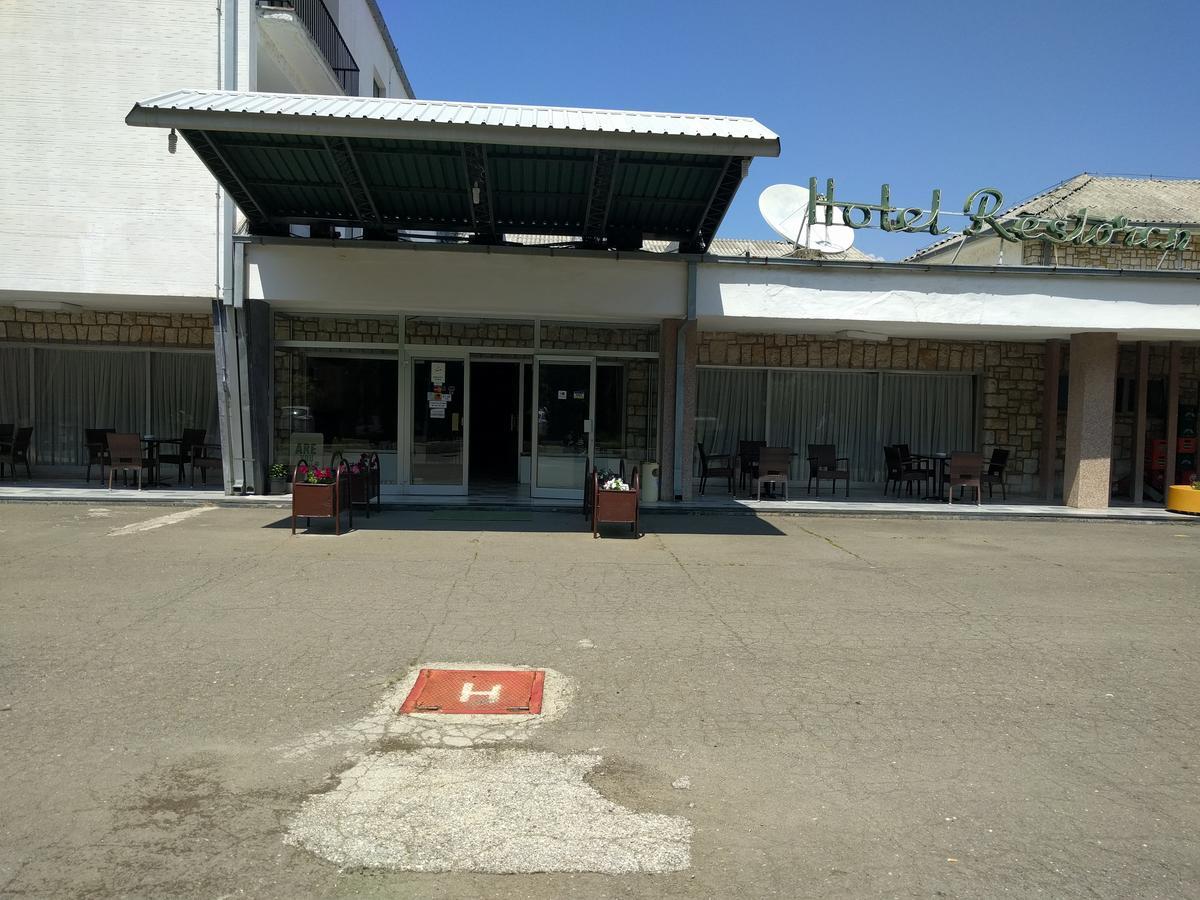 Hotel Vodno Skopje Luaran gambar