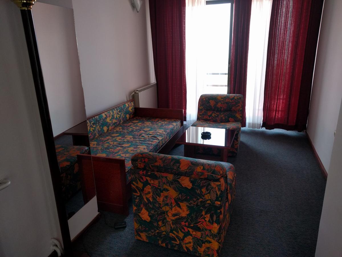 Hotel Vodno Skopje Luaran gambar