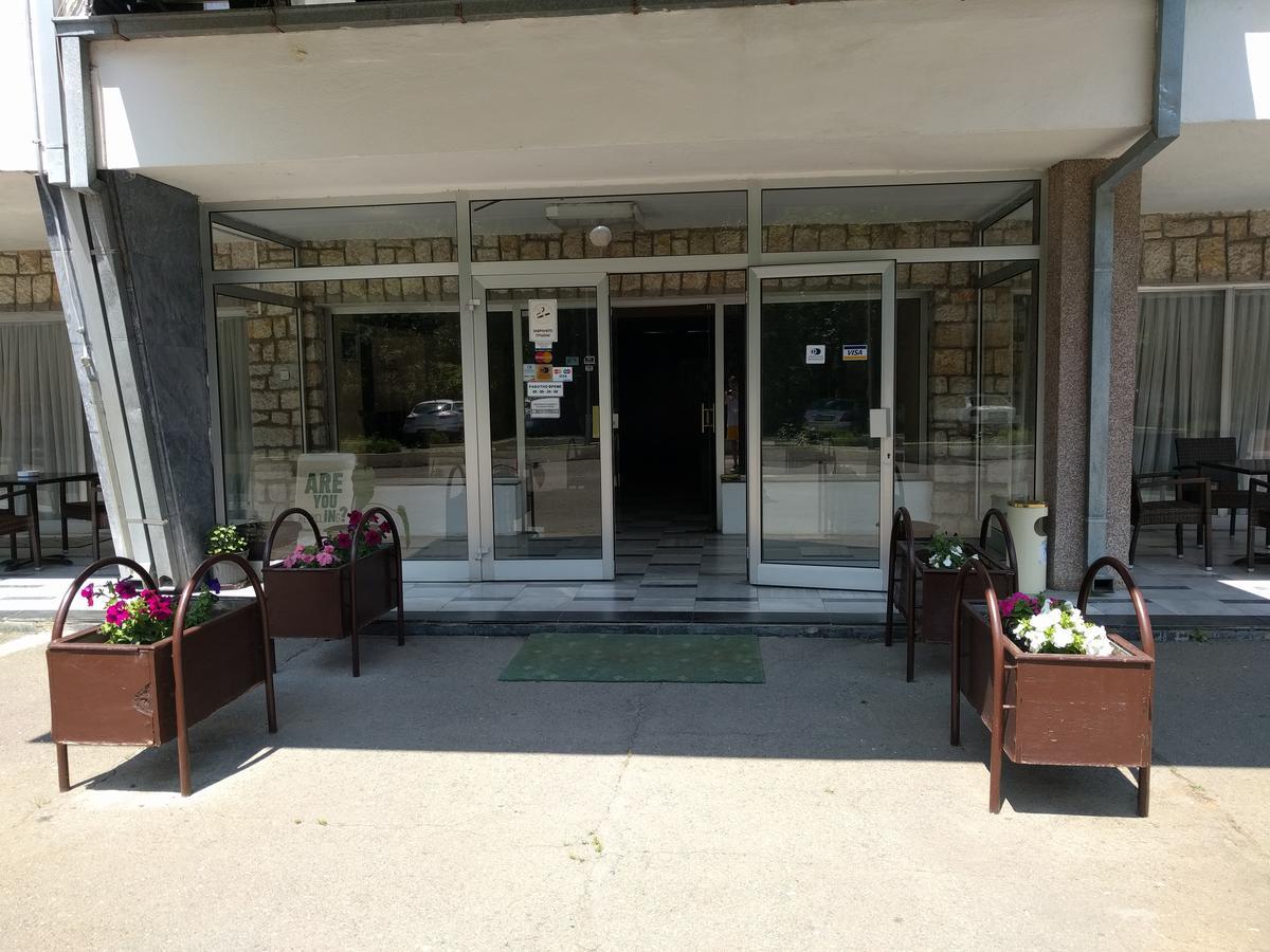 Hotel Vodno Skopje Luaran gambar