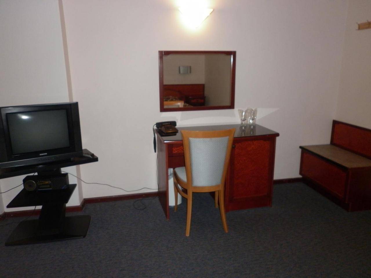 Hotel Vodno Skopje Luaran gambar